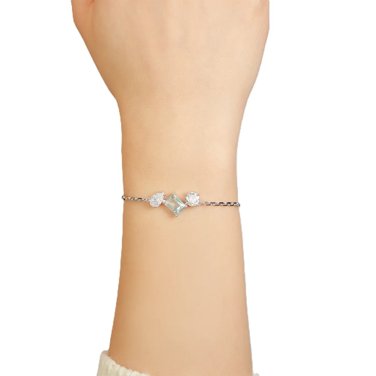 Nebula Halo Gold Bracelet for Women